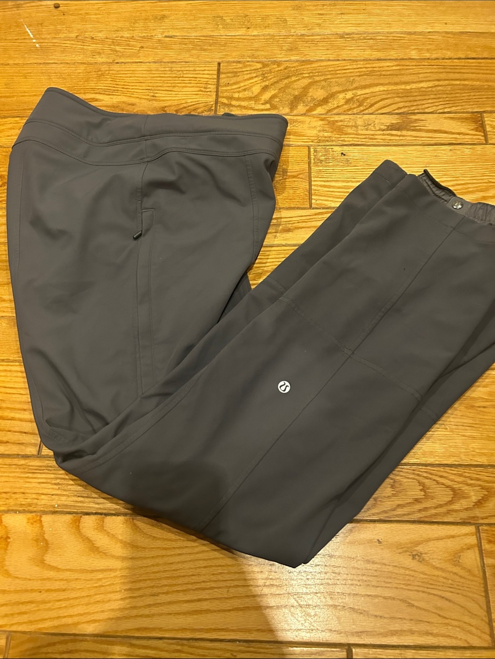 Lululemon winter Gray snow Athletic Pants with Logo
